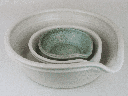 Ceramic Bowl with pouring spout 21cm