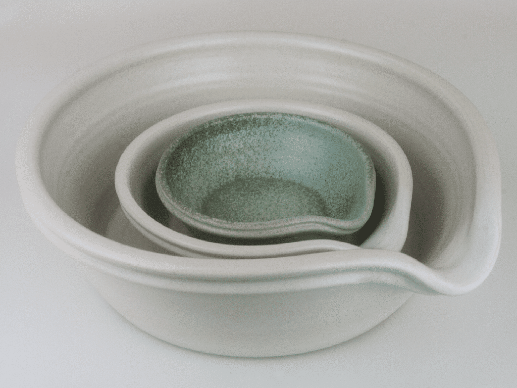 [KERskål13ljusblå] Ceramic Bowl with pouring spout 13cm