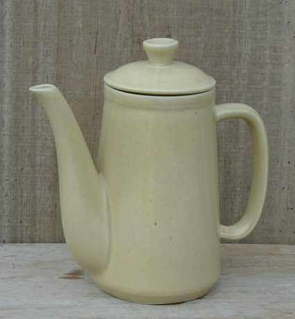 [KERAkaffekanna11dlCreme] Ceramic tea or coffee pot 1,1 liter Canada cream